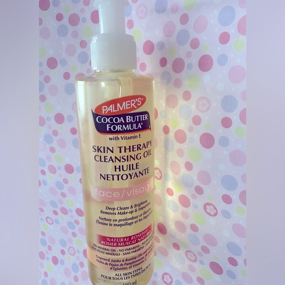PALMER'S
COCOA BUTTER
FORMULA
with Vitamin E
SKIN THERAPY
CLEANSING OIL
